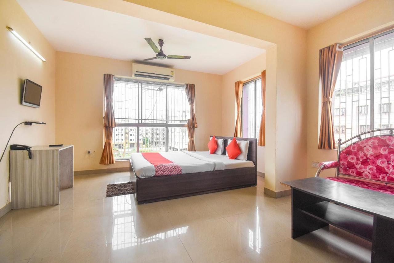 Oyo 8125 Orchid Inn โกลกาตา ภายนอก รูปภาพ