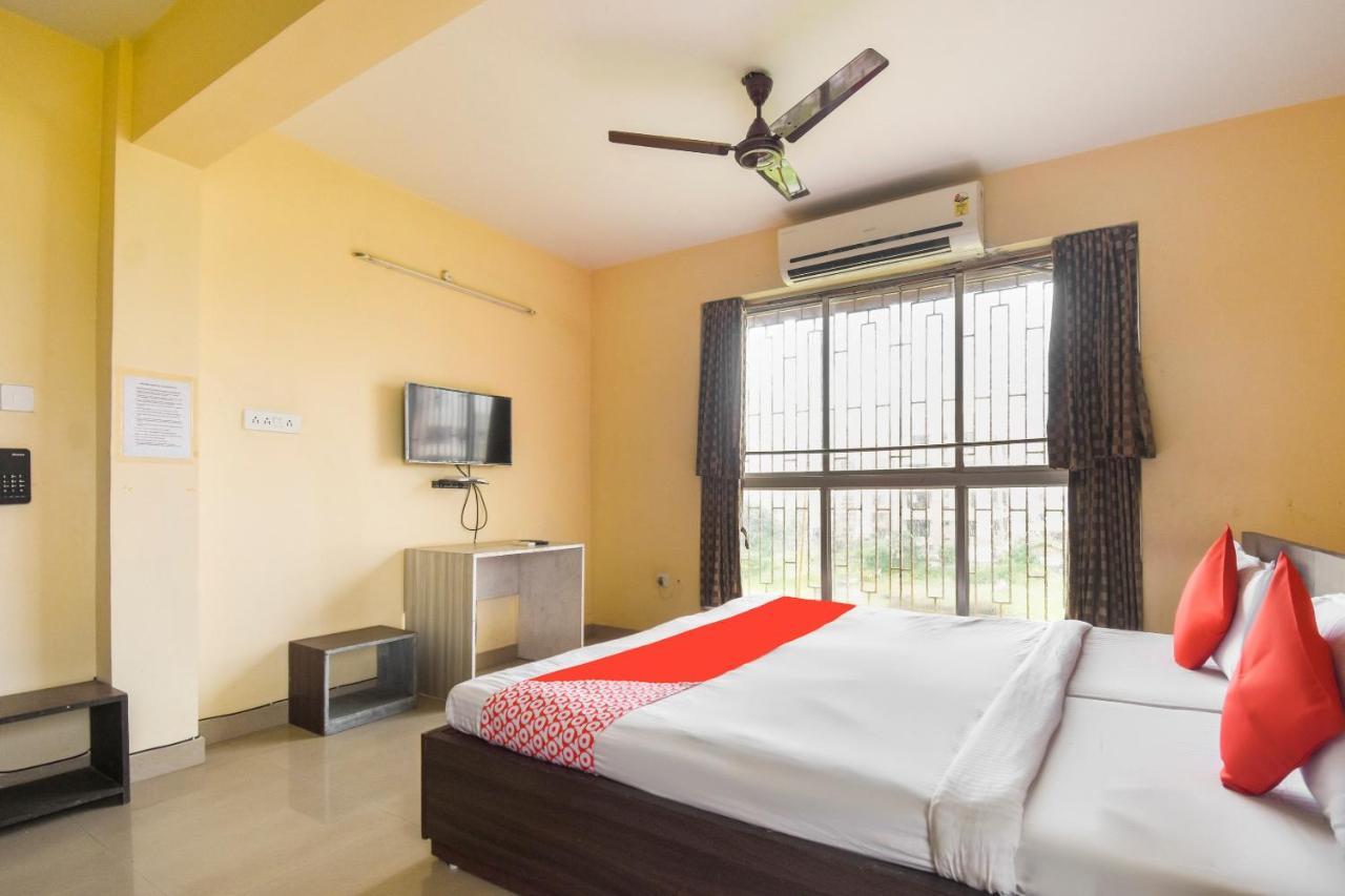 Oyo 8125 Orchid Inn โกลกาตา ภายนอก รูปภาพ