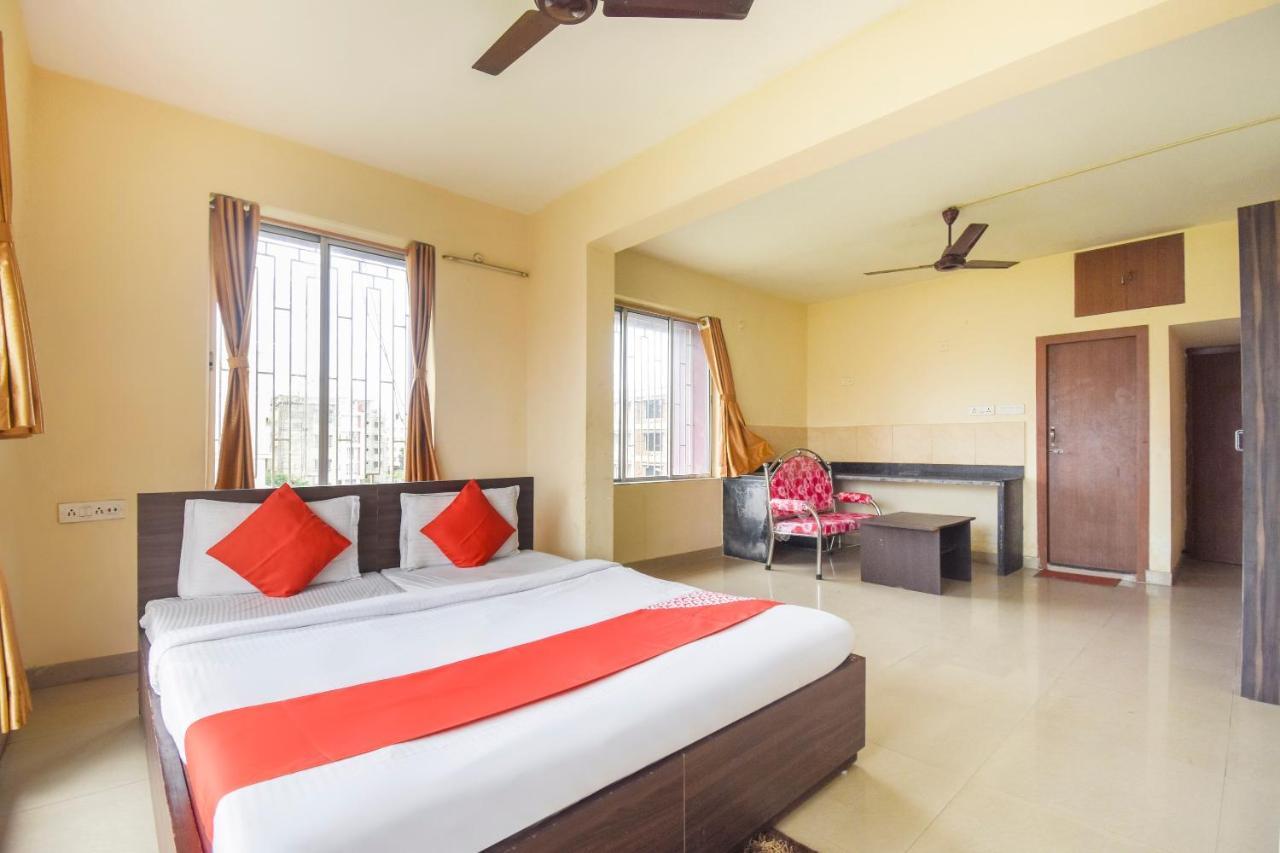 Oyo 8125 Orchid Inn โกลกาตา ภายนอก รูปภาพ