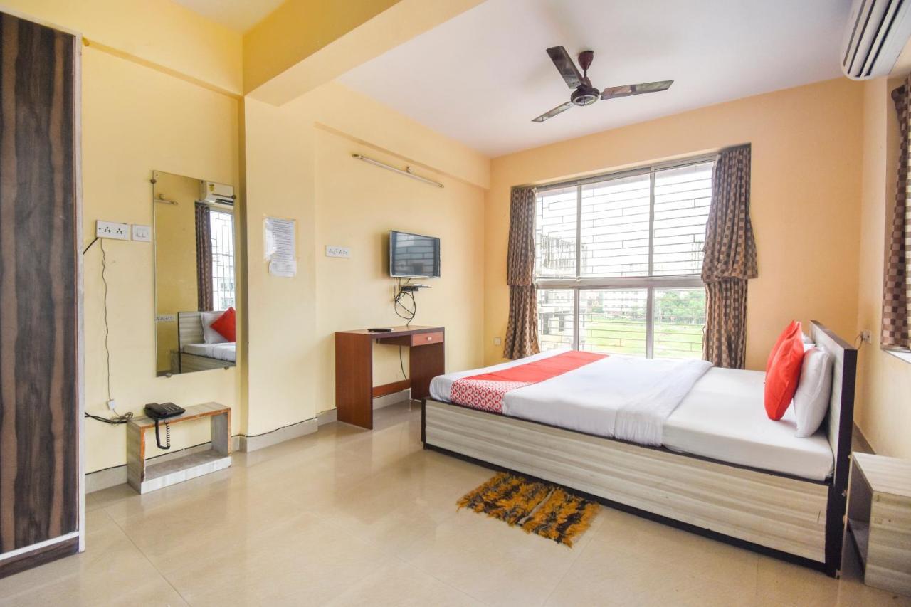 Oyo 8125 Orchid Inn โกลกาตา ภายนอก รูปภาพ