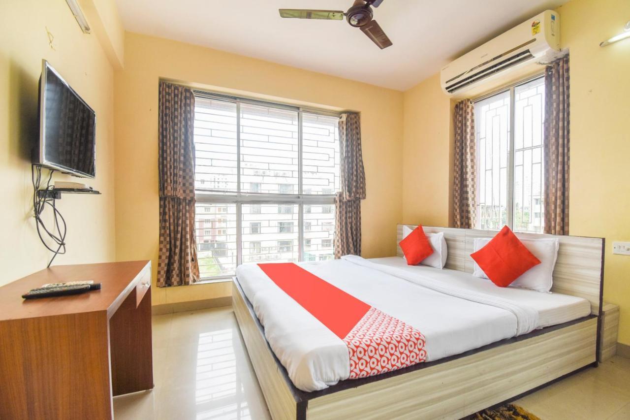 Oyo 8125 Orchid Inn โกลกาตา ภายนอก รูปภาพ