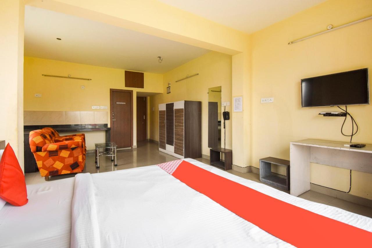 Oyo 8125 Orchid Inn โกลกาตา ภายนอก รูปภาพ