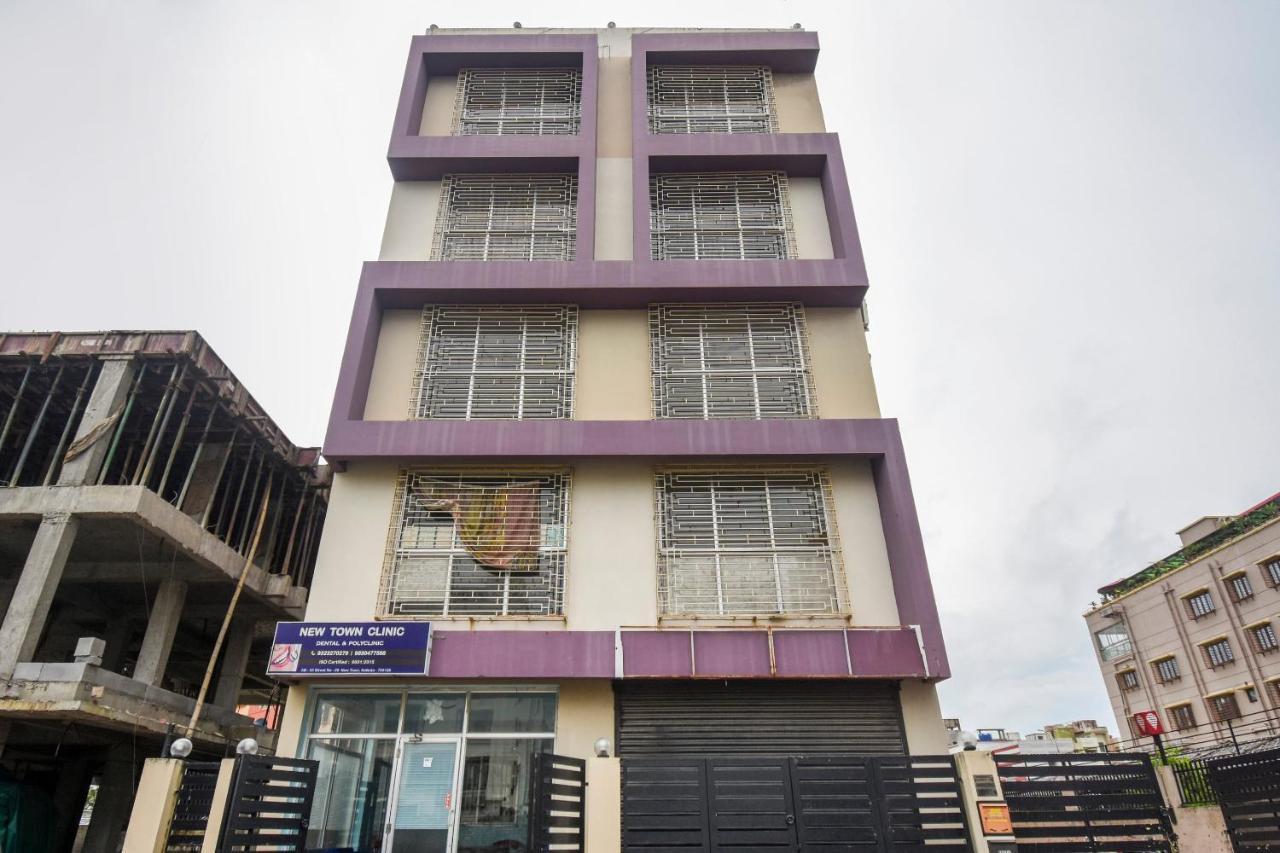 Oyo 8125 Orchid Inn โกลกาตา ภายนอก รูปภาพ